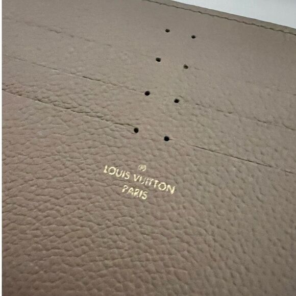 ❤️1950❤️ Louis Vuitton Felicie Pochette in Dove Cream Tourterelle - Picture 8 of 12